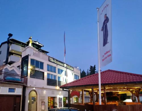 Gallery image of Guesthouse Villa Paškal in Zaostrog