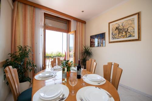 Apartment Opatija Slatina beach