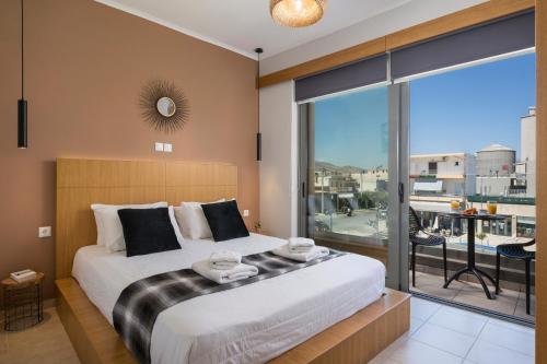 A bed or beds in a room at Nidus Villa
