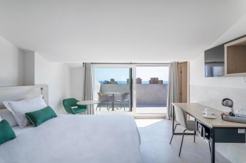 Halley Hotel & Apartments Affiliated by Meliá, Benidorm ...