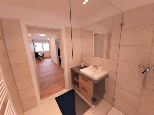 Ένα μπάνιο στο Gleiming apartments