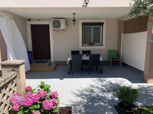 Gallery image of Linda Apartments Zambrattia in Savudrija