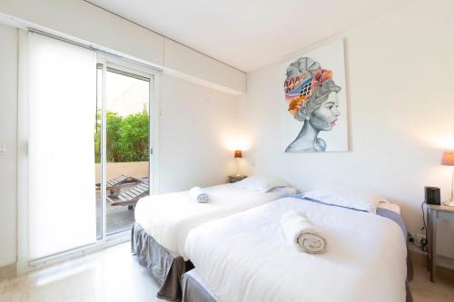 Apartment 2 bedrooms2 bathroomsdouble terrace & Garden in Palm beach area