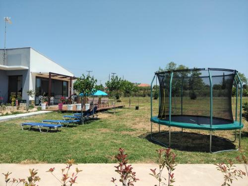 Gallery image of Hill Sun Luxury Suites in Nea Irakleia