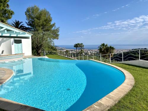 VILLA NICE-GAIRAUT by RIVIERA HOLIDAY HOMES