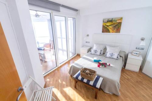 Primera linea de mar. Apartamento turístico Salou