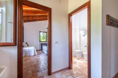 Koupelna v ubytování Agriturismo La Macinara