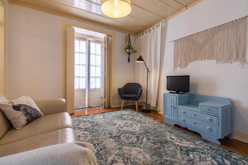 Condessa Dolls House III by Lisbon Heart
