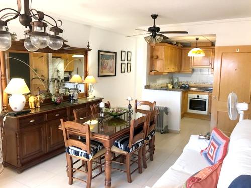 Dapur atau dapur kecil di 3 bedrooms apartement at Villaricos 200 m away from the beach with sea view furnished terrace and wifi