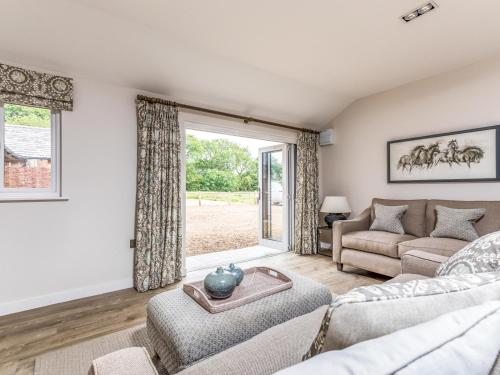 Gallery image of Pass the Keys Delightful 2Bed Lodge in Downland Village in Chichester
