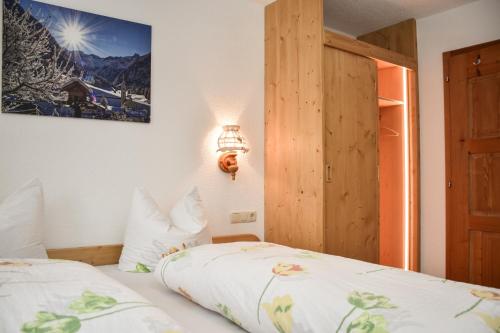 Gallery image of Gasthaus Alpenrose in Gramais