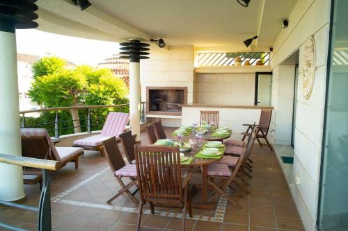 Beachside Villa in Puerto Marina, Benalmádena