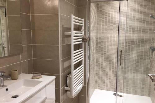 Bilik mandi di Moderne et central