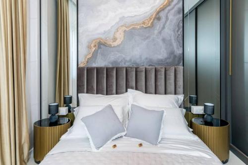 Postel nebo postele na pokoji v ubytování New&Stunning Luxury 5* Residence Miss Perfect