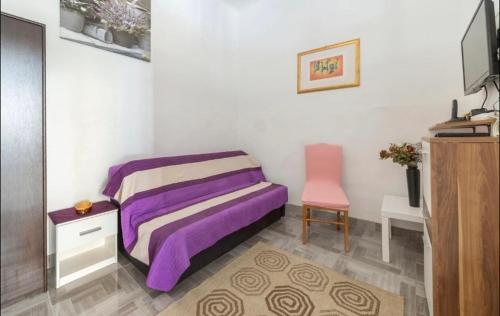 Two Room Eva