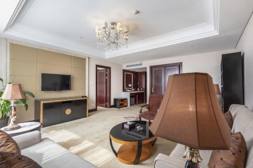 Μια τηλεόραση ή/και κέντρο ψυχαγωγίας στο Wyndham Xinyang Downtown