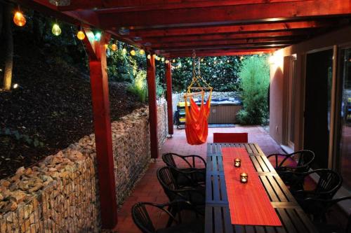 Peaceful Designer Home 50 meters from Lake Balaton, Ideal for Families