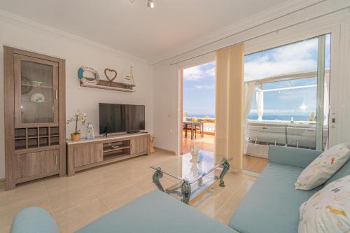 Premium Penthouse 105m2,bali bed,heated pool,Best Sunsets