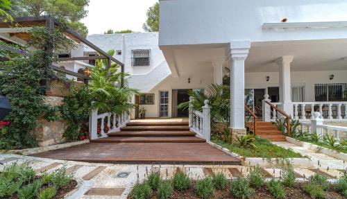Lavanda - Apartamento Privado en Villa Compartida, Marbella