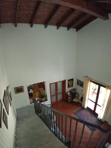 a room with a staircase in a house at Il Pagio in Alghero