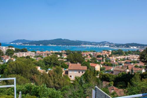 Appart terrasse, Climatisation , Vue mer, Parking