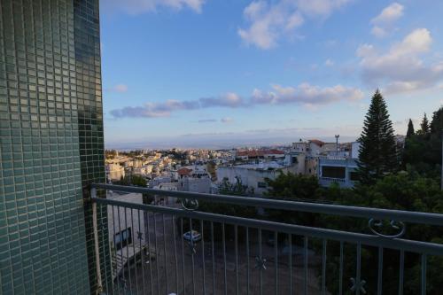 Tabar Hotelにあるバルコニーまたはテラス