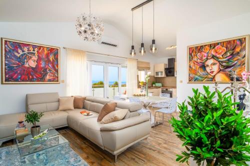 Sea Sparkle 2 Luxury Apartment