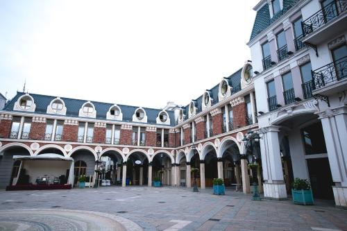 Gallery image of Piazza Four Colours in Batumi