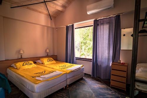 Легло или легла в стая в Къщички Синьо лято, Черноморец - Варна
