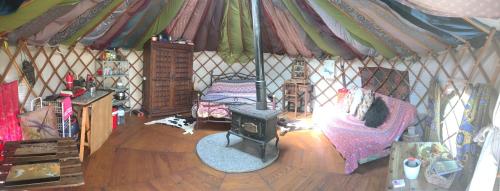Ποτά στο Star Gazing Luxury Yurt RIVER VIEWS, off grid Dragonfly Valley