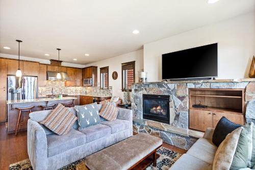 Mountainside Chalet – Photos 4