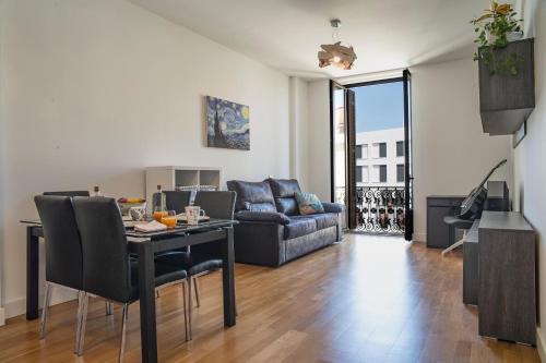 Sebastian Souviron 18 con Parking by Pineapple Homes