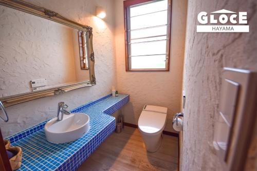 Koupelna v ubytování GLOCE 葉山 Ocean View House 都心から1時間 湘南の絶景を独り占めペットok 出張BBQ有り