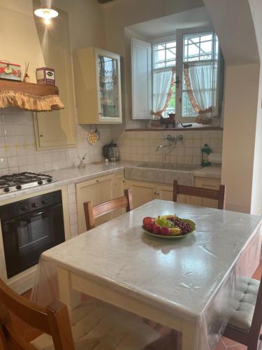 Una cocina o cocineta en In Versilia