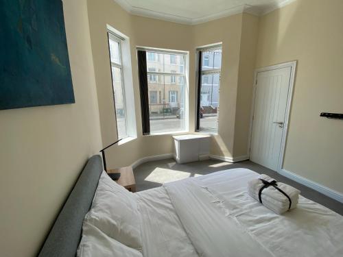 Ένα ή περισσότερα κρεβάτια σε δωμάτιο στο Redcar Seaview Apartments