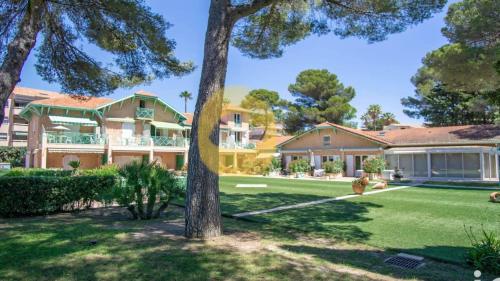 Duplex T3 Boulouris Pieds dans l eau