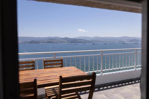 Gallery image of Apartamentos Miramar Playa in Raxo