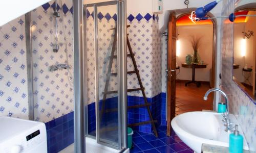 Bilik mandi di Casa La Terrazza