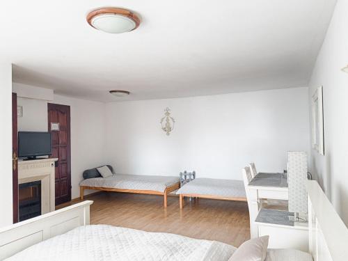 Postel nebo postele na pokoji v ubytování Villa Retro Możliwość wynajęcia całego budynku