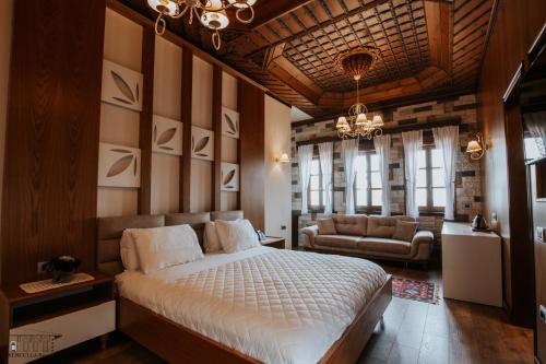 Foto de la galería de KERCULLA Resort en Gjirokastër