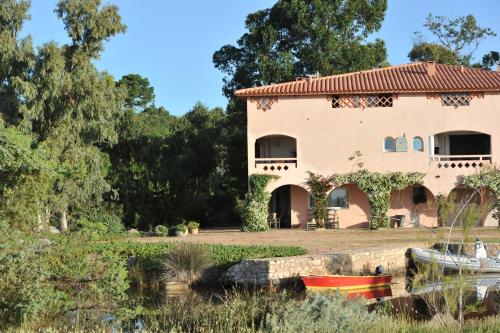 Afbeelding uit fotogalerij van Cala di Sole Lecci in Porto-Vecchio