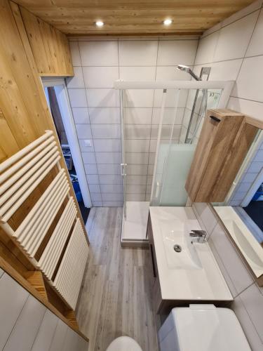 Ванная комната в Beau studio cabine refait à neuf, Val Claret Curling - CLGTignes