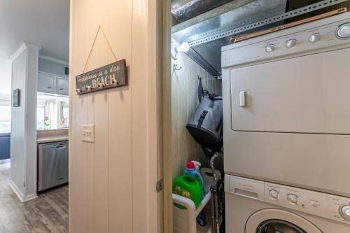 Charming Ocean-view Condo at Ocean Pier 3 photo 22
