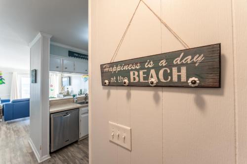 Charming Ocean-view Condo at Ocean Pier 3 photo 24