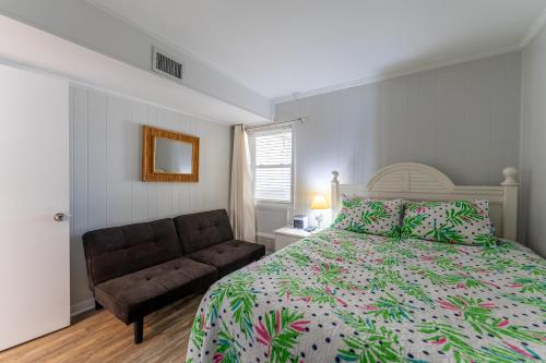 Charming Ocean-view Condo at Ocean Pier 3 photo 7