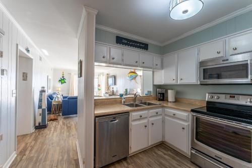 Charming Ocean-view Condo at Ocean Pier 3 photo 36