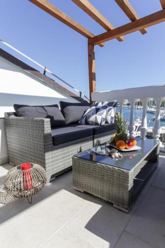 LUXURY APARTMENT LAVANDA – Photos 2