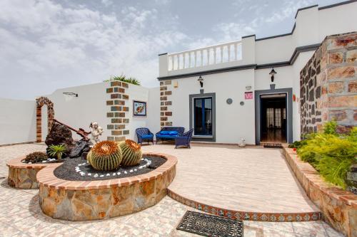 Casa Delfín Playa Blanca 2 dormitorios y piscina