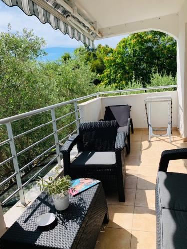 Ivana Apartment with Terrace Novalja