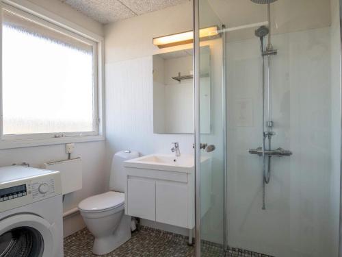 Koupelna v ubytování Holiday home Fanø LIV